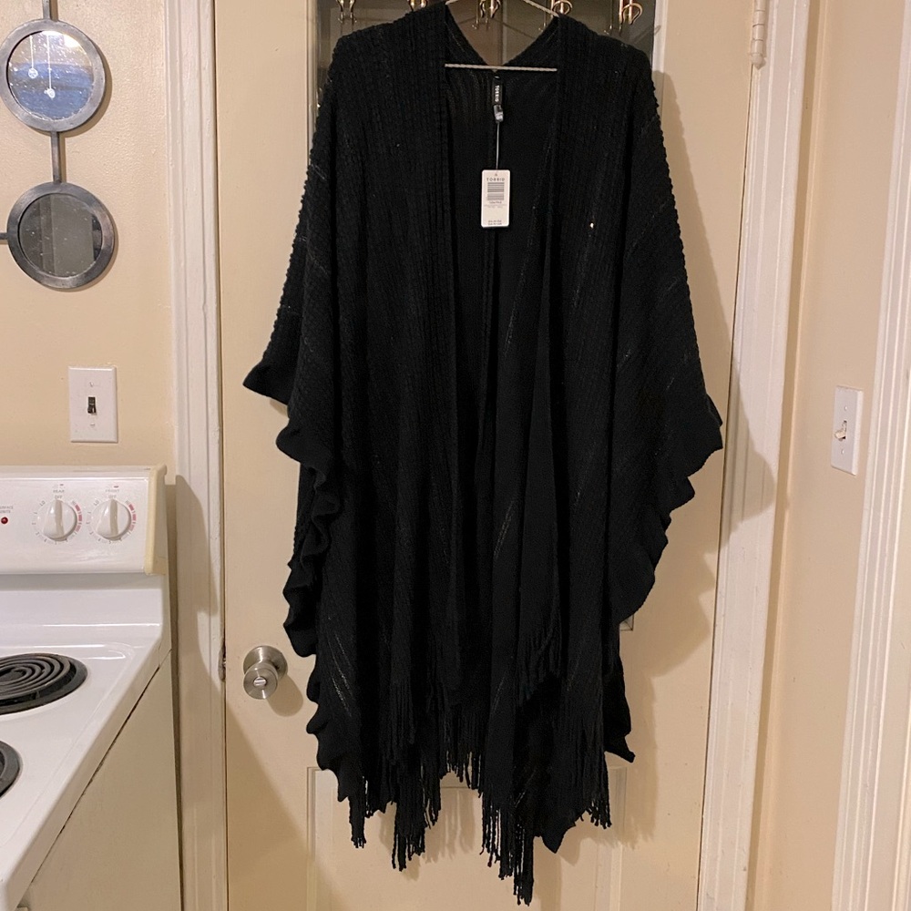 Black sequin ruffle ruana NWT